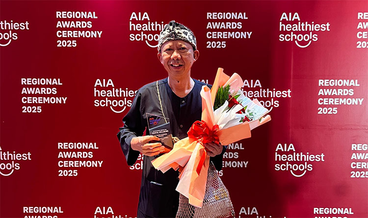 Asep R. Ramdani, penulis - (Sumber: Koleksi pribadi)