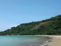 Pagi di Pelabuhan Ratu: Tafakur di Tepian Samudera