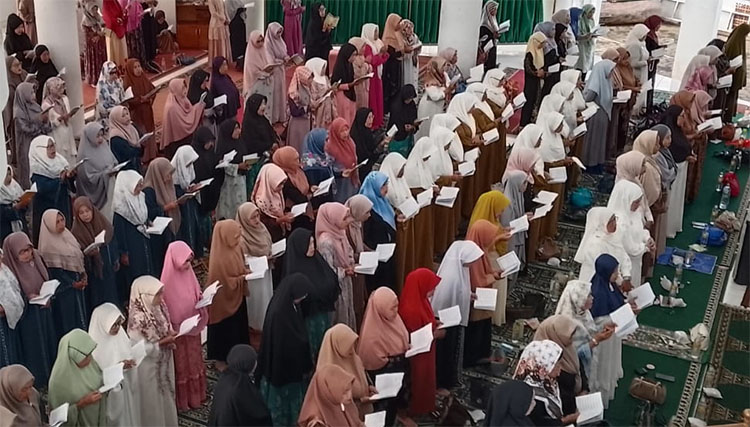 Suasana acara Majlis Dzikir dan Mauludur Rasul di Masjid Amaliyah, Muara Sanding, Garut pada Minggu (29/03/2026) - (Sumber: Ki Asep Kuswani)